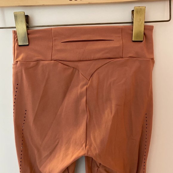 Gymshark Laser Cut Tights - Picture 7 of 9